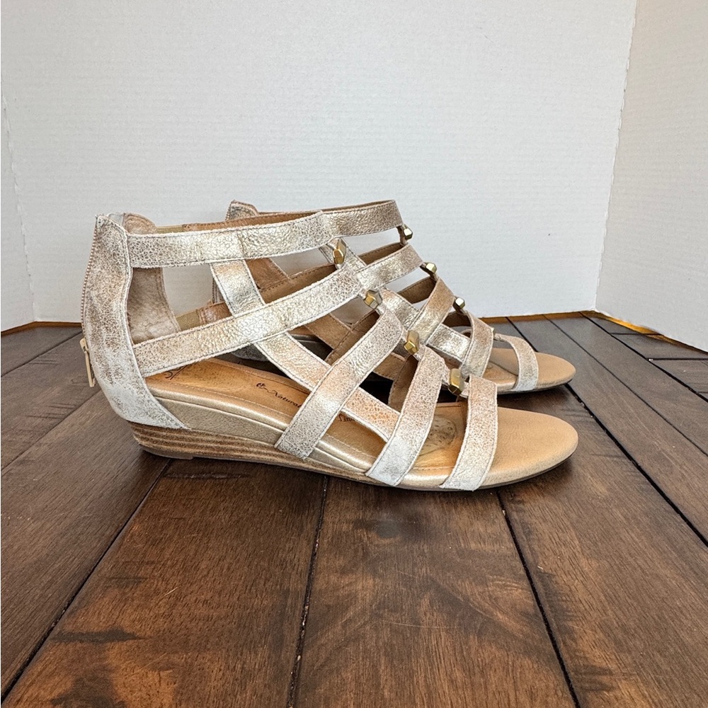 Söfft Metallic Gold  Gladiator Sandals – Women’s Size 10M